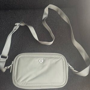 Lululemon Crossbody Camera Bag 2L